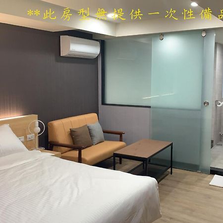 Cy Hotel Taipei Esterno foto