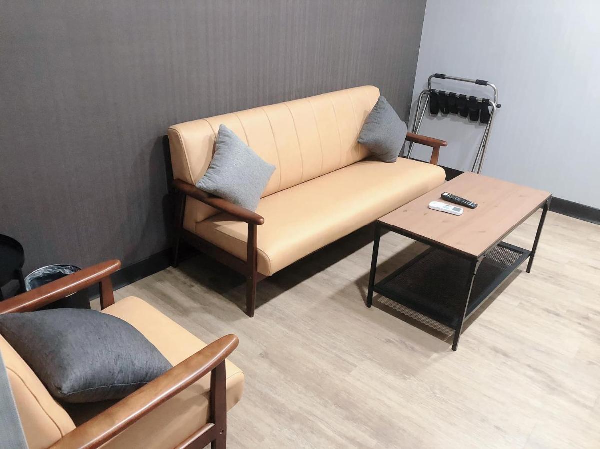Cy Hotel Taipei Esterno foto